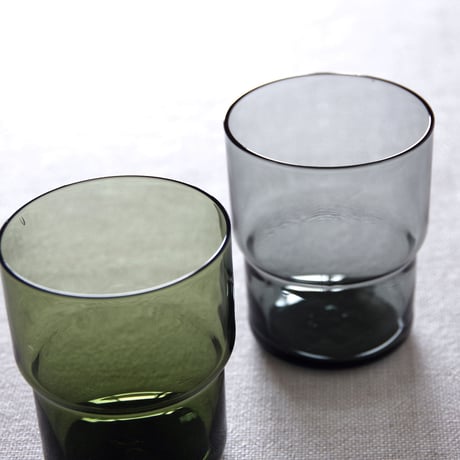 ヌータヤルヴィ／スタッキンググラス／S／グレー NUUTAJARVI／GLASS N25