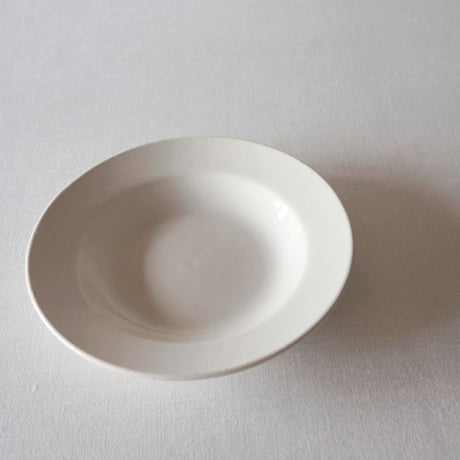 グリニー／やわらかく枯れた深さのある美しいプレート GRIGNY／PLATE GR10
