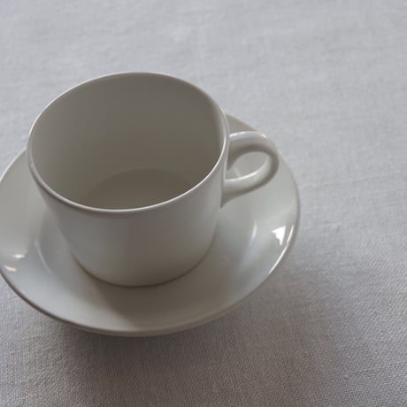 アラビア／キルタ ティーカップ＆ソーサー  ARABIA／KILTA TEA CUP & SAUCER A20