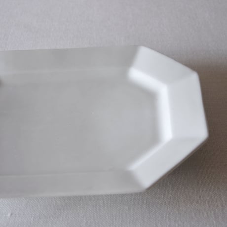 フランスのとろんと美しい小ぶりのオクトゴナルオーバルプレート FRANCE／OVAL PLATE F168