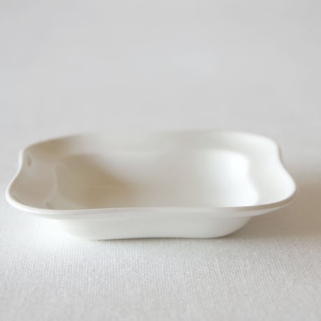 ウエッジウッド／繊細で美しいディネットスクエア型の深皿 WEDGWOOD／DINETTE PLATE  WEDG72