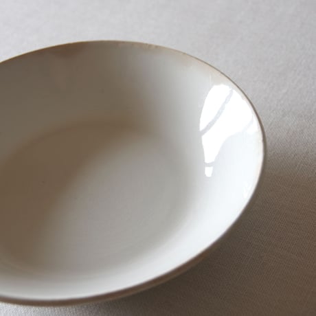 ジアン／さり気無く可憐な枯れた浅いボウル GIEN／BOWL G95