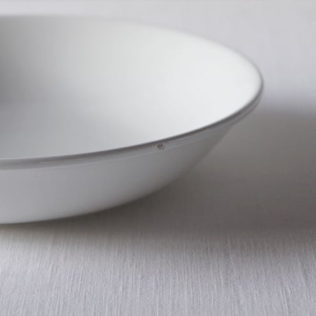 バドンヴィレ／さり気無く可憐な枯れた浅いボウル BADONVILLER／BOWL BA10