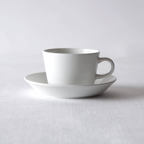 アラビア／キルタ ティーカップ＆ソーサー  ARABIA／KILTA TEA CUP & SAUCER A36
