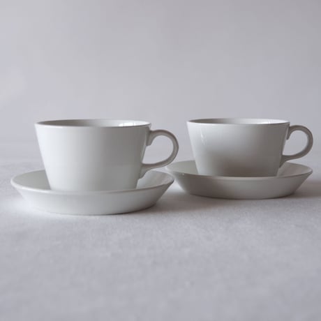 アラビア／ティーカップ＆ソーサー 2客セット ARABIA／TEA CUP & SAUCER SET A1
