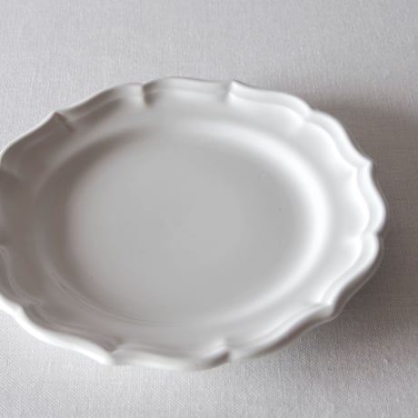 ジアン／ぽてっとやわらかい花リムプレート GIEN／PLATE G58