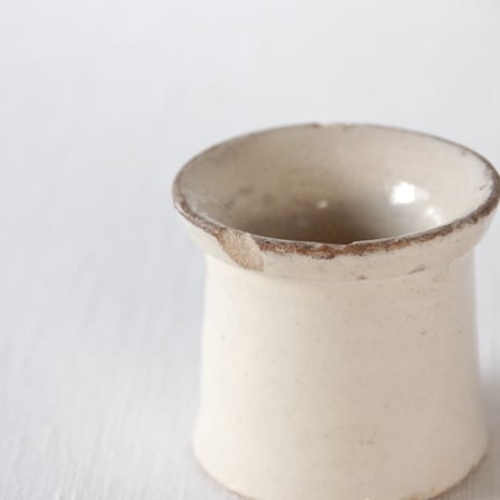 フランスの美しい佇まいの淡いエクリュのポット FRANCE／POT F333