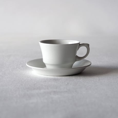 アラビア／エレガントなデミカップ＆ソーサー ARABIA／CUP & SAUCER A34