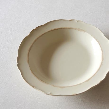 クレイユ／素朴に枯れた深さのある花リムプレート CREIL／PLATE CR45