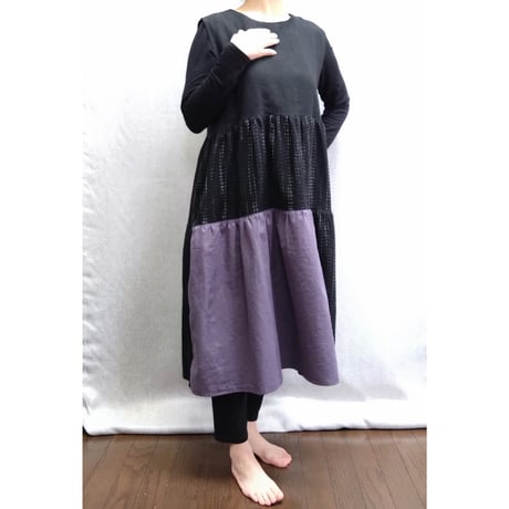 ギャザーロングワンピース　黒パープル　　　　　　　【No．3603-5173】