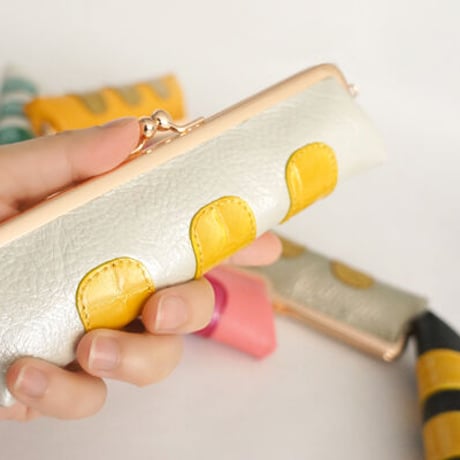 クロコ・コンビ 3ポケット小銭入れ 細長い がま口 コインケース  牛革 プレゼント ギフトに最適 がまぐち 財布 サイフ さいふ