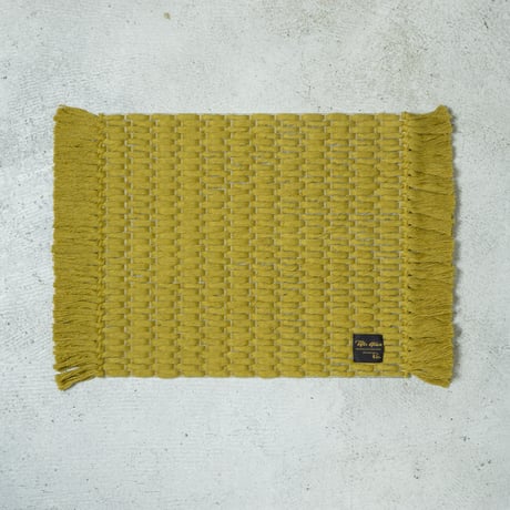 Fringe Luncheon mat / Kiwi