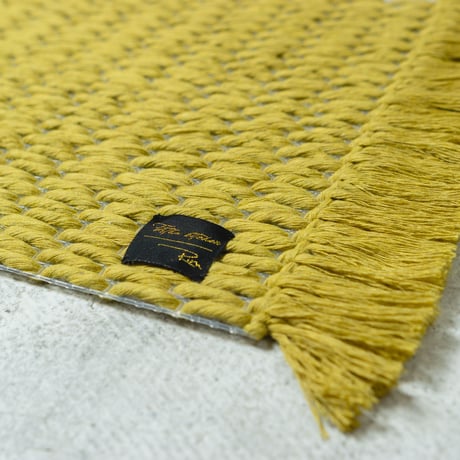 Fringe Luncheon mat / Kiwi