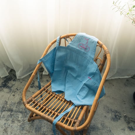 【Kid's】 Fruity Linen Apron / SkyBlue × Cherry