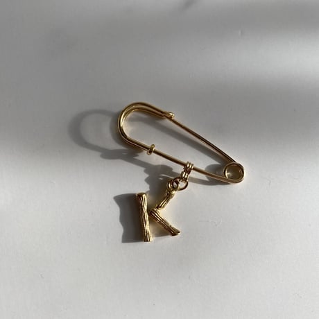 Initial pin brooch (H・I・J・K)
