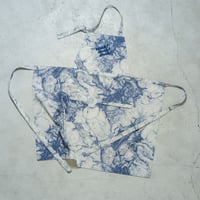 enak!marble apron / Blue