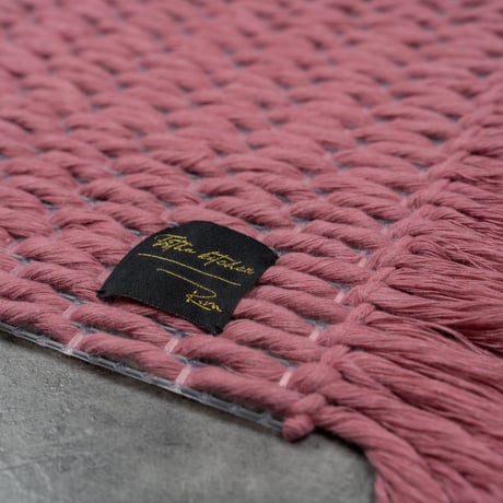 Fringe Luncheon mat / Cherry