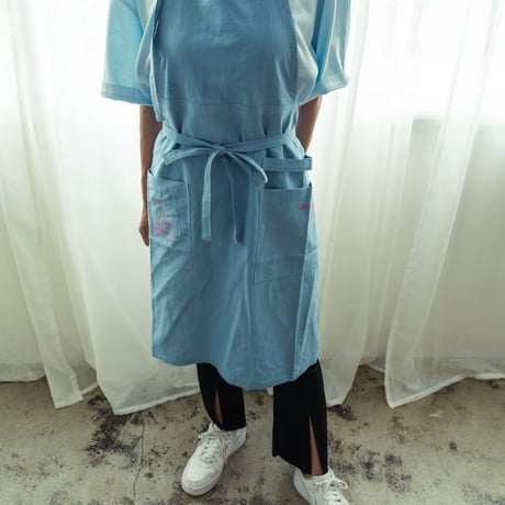 Fruity Linen  Apron / SkyBlue × Cherry