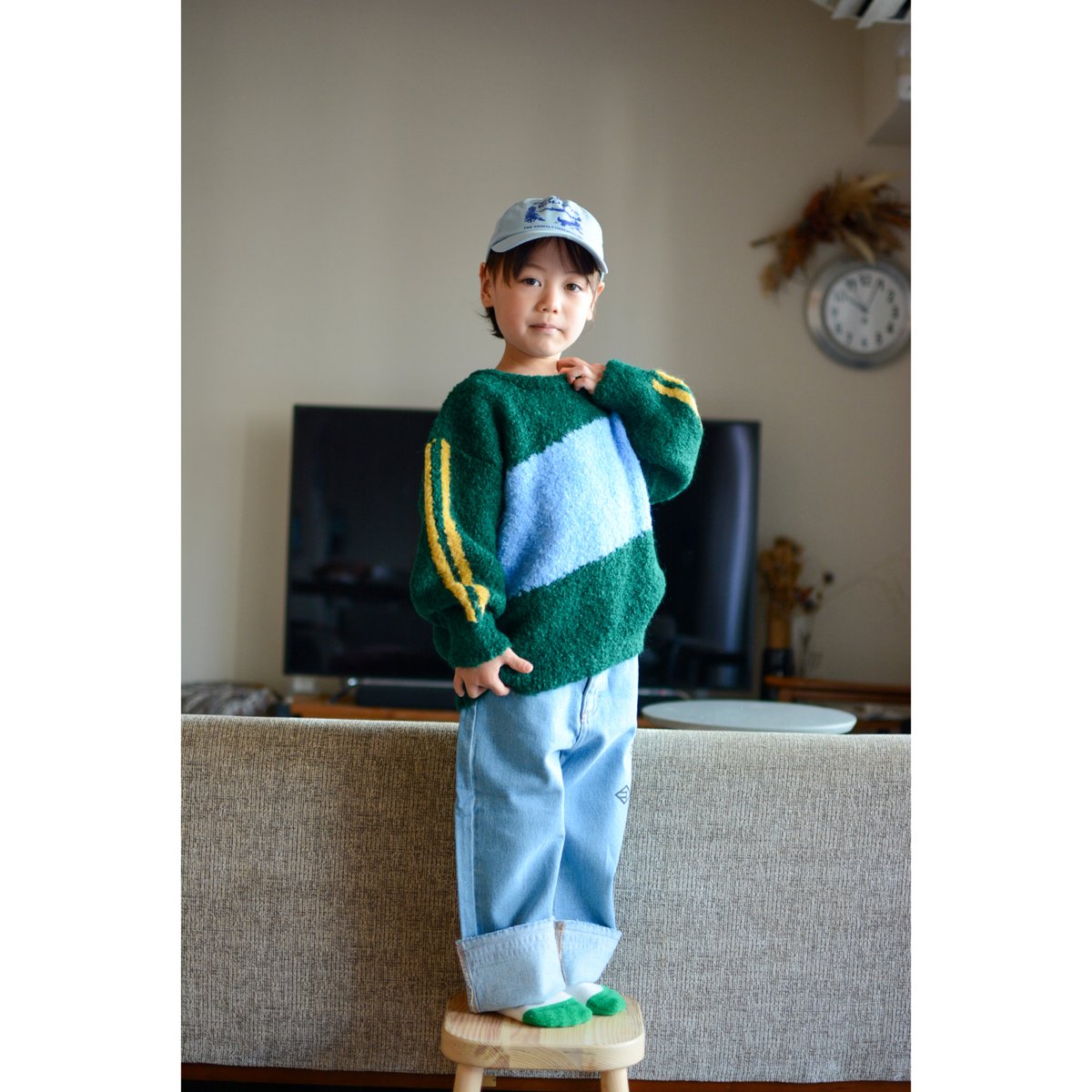 the campamento] GREEN KIDS SWEATER | Sun Sea Days