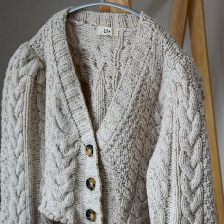 [Uhr] Cable Short Cardigan / Off White, Charcoal Gray