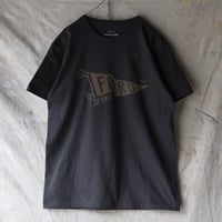 FLAG Tシャツ/ スモークブラック