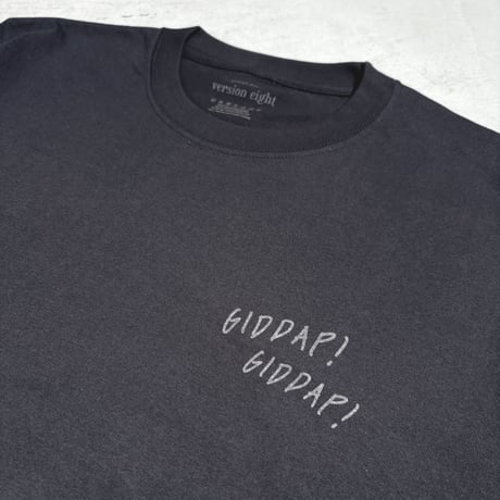 GIDDAP Tシャツ /スモークブラック