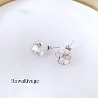 ロワドロップピアス