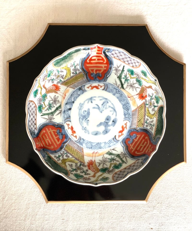 紀州塗り黒漆金縁プレート29㎝(中央16㎝) | La vie au Japon 紀州塗り黒漆金縁プレート29㎝(中央16㎝) | La vie au Japon