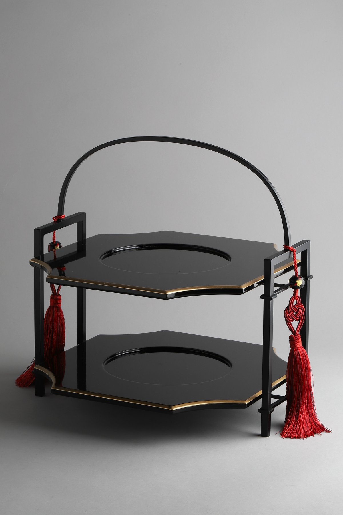 紀州塗り黒漆金縁プレート29㎝(中央16㎝) | La vie au Japon