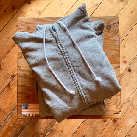 GOOD ON ZIP HOODIE