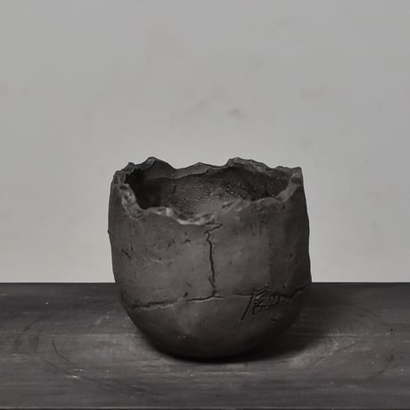 Matasuke Tatsumi（TEATOYA'S GALLERY）【Skull pot Black】type C