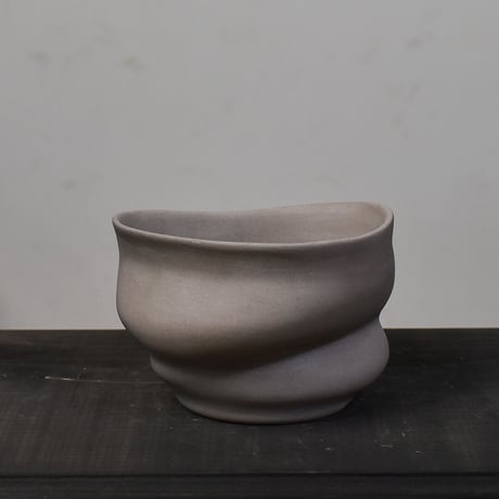 荻（Ceramic artist）【smooth pot】 type B