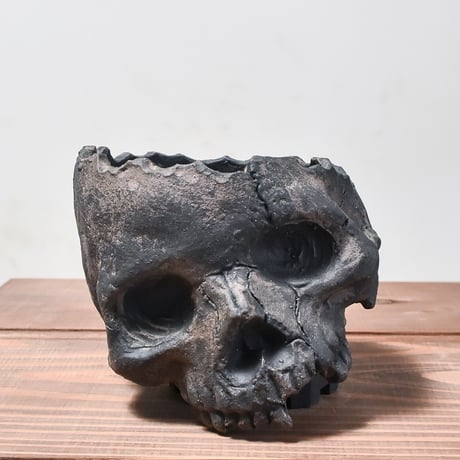 Matasuke Tatsumi（TEATOYA'S GALLERY）【Diagonal Skull pot Black】A