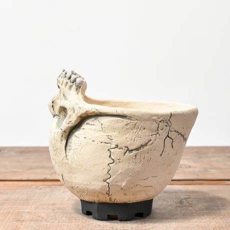 Matasuke Tatsumi（TEATOYA'S GALLERY）【Skull supine pot White 】E