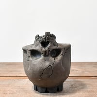 Matasuke Tatsumi（TEATOYA'S GALLERY）【Skull supine pot White 】B