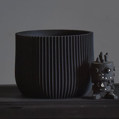 MINIMUM DESIGN / ミニマムデザイン【LOTUS Indoor Planter black XL】RFMDlotb004