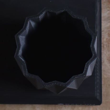 MINIMUM DESIGN / ミニマムデザイン【ORIGAMI Indoor Planter black M】RFMDorib002