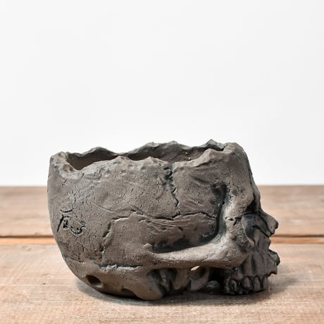 Matasuke Tatsumi（TEATOYA'S GALLERY）【Skull hole pot Black】A