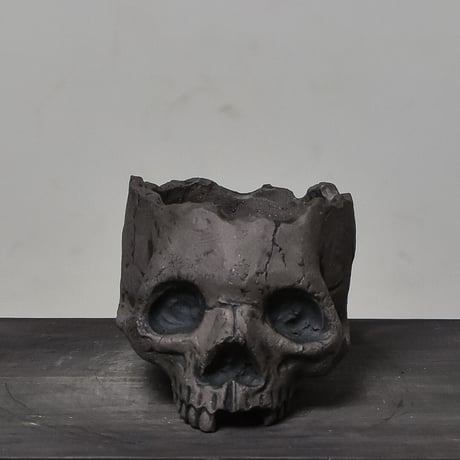 Matasuke Tatsumi（TEATOYA'S GALLERY）【Skull pot Black】type C