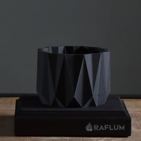 MINIMUM DESIGN / ミニマムデザイン【ORIGAMI Indoor Planter black M】RFMDorib002