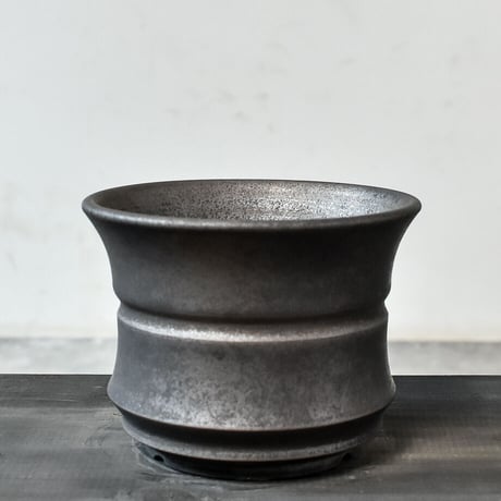 荻（Ceramic artist）【Dark Nebula Pot ONE】RFOG23012