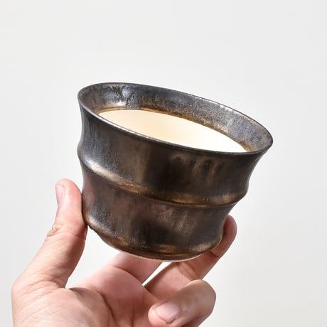 Calvero（Ceramic artist）【Habit】RFCL24005(T)