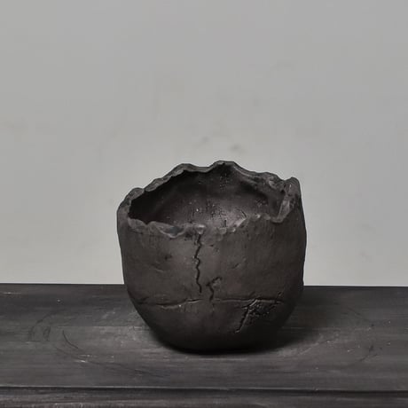Matasuke Tatsumi（TEATOYA'S GALLERY）【Skull pot Black】type A
