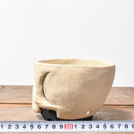 Matasuke Tatsumi（TEATOYA'S GALLERY）【Deformed Skull pot White】A