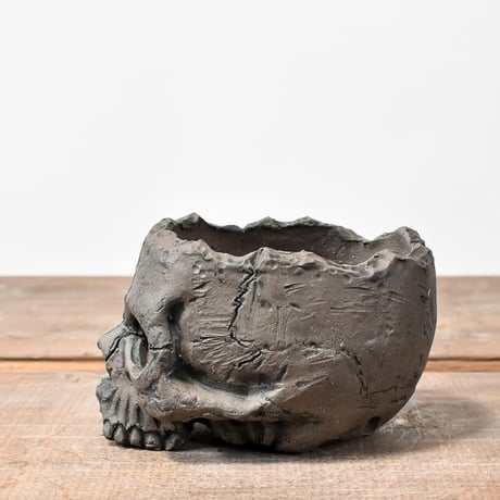 Matasuke Tatsumi（TEATOYA'S GALLERY）【Skull hole pot Black】A
