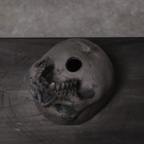 Matasuke Tatsumi（TEATOYA'S GALLERY）【Skull pot Black】type D
