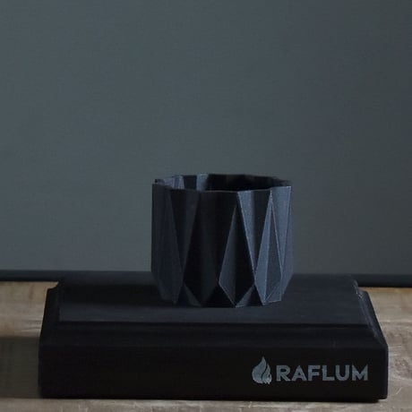 MINIMUM DESIGN / ミニマムデザイン【ORIGAMI Indoor Planter black S】RFMDorib001