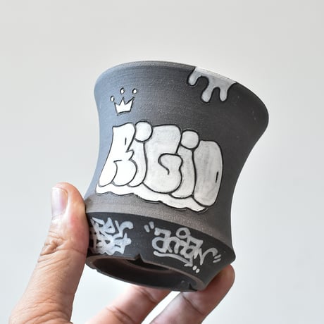 ハイパーポットクリエイター  "阿萬"【Graffiti pot  BLACK】RFAM24028 D