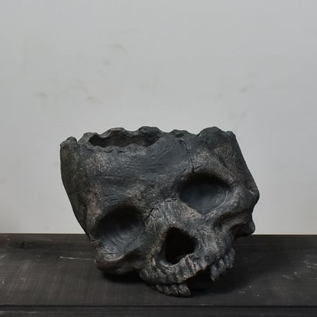 Matasuke Tatsumi（TEATOYA'S GALLERY）【Diagonal Skull pot Black】type A