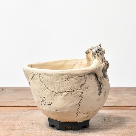 Matasuke Tatsumi（TEATOYA'S GALLERY）【Skull supine pot White 】E
